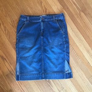 Vintage Levi’s denim skirt